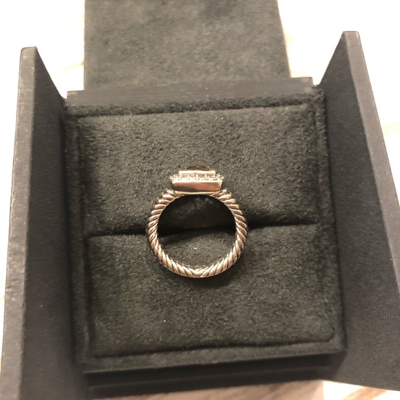 Authentic David Yurman Petite Split Shank Ring - Picture 2 of 4